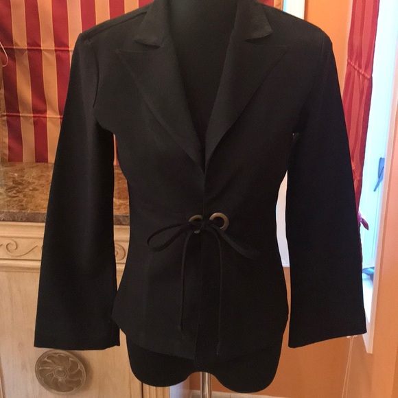 Vintage tailored black Blazer with tie waist. - Picture 1 of 5